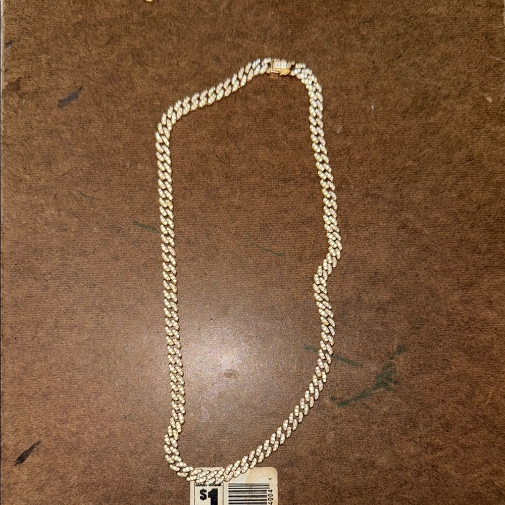 Elegant Gold Chain Necklace